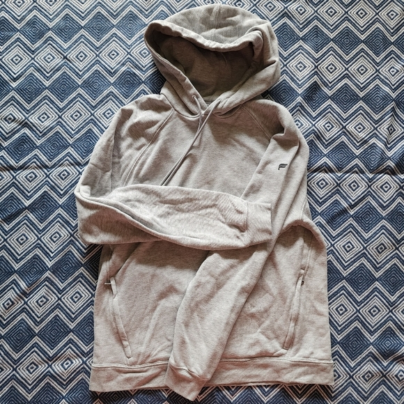 Fabletics Women's Gray Pullover Hoodie - Size M - NWOT - Picture 1 of 11